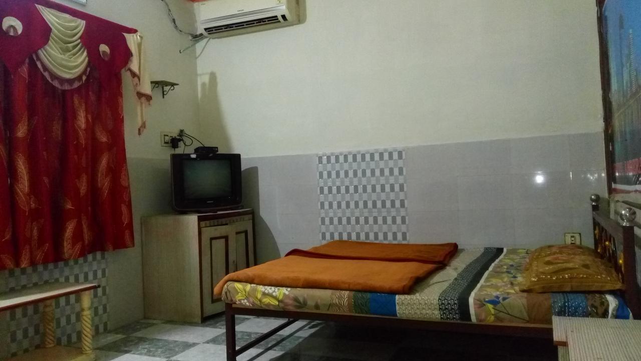 Amber Plaza Hotel Chittorgarh Екстериор снимка