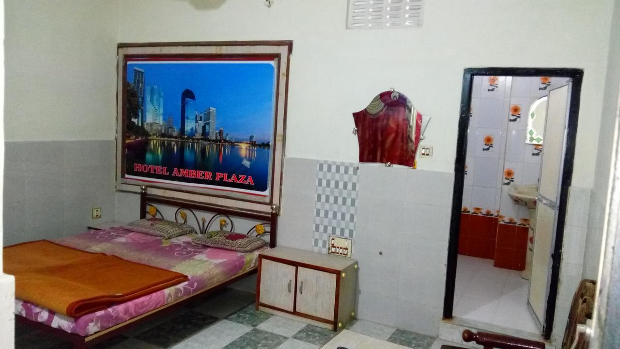 Amber Plaza Hotel Chittorgarh Екстериор снимка