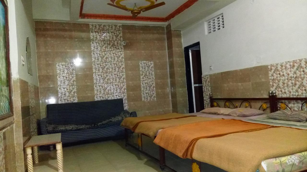Amber Plaza Hotel Chittorgarh Екстериор снимка